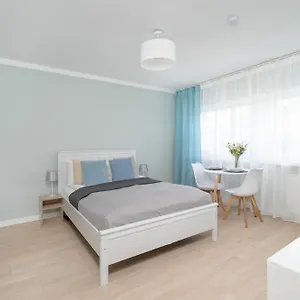 Bukowska Elegancki Z 1 Sypialnia I Biurkiem By Renters , Poznań Polska